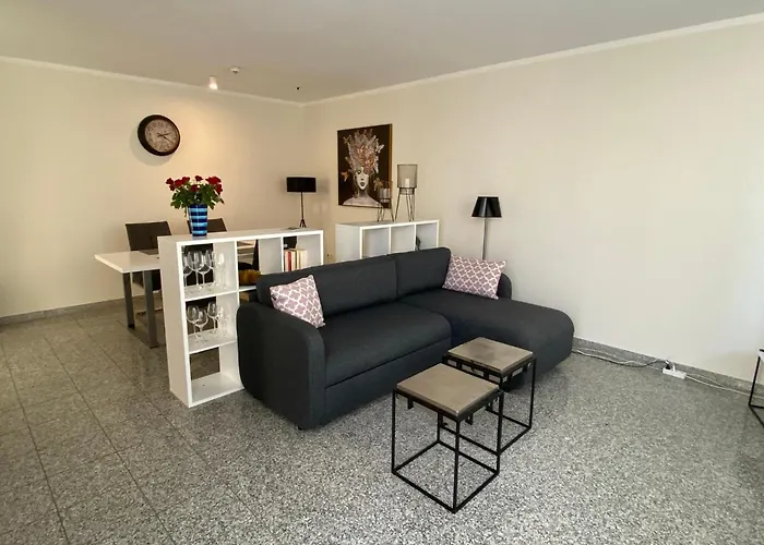 Strandnahe Fewo Mit Schwimmbad Im Haus, A Cappella 03, Binz